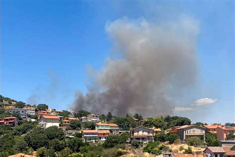 incendio san gavino|Con lestate torna lincubo incendi: vasto rogo a San Gavino, 3 ...